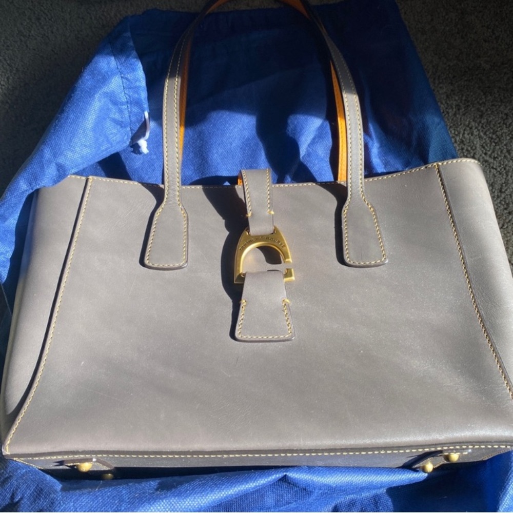 Dooney and Bourke Small Shannon Tote